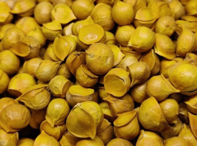 Kashmiri Garlic/Kashmiri Vellulli/Snow Mountain Garlic (100gms)